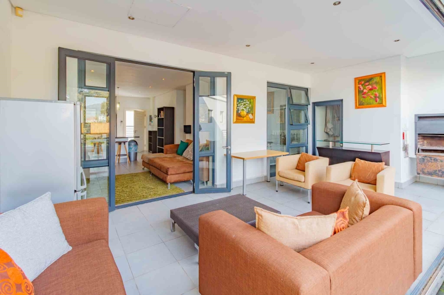 To Let 2 Bedroom Property for Rent in Dennesig Western Cape